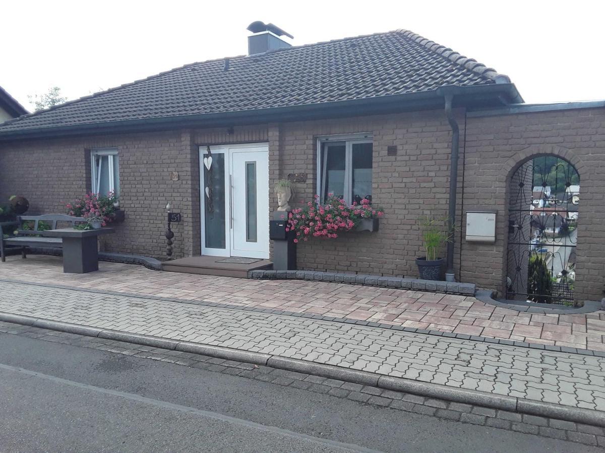 Appartamento Haus Sonnenblick Momlingen Esterno foto