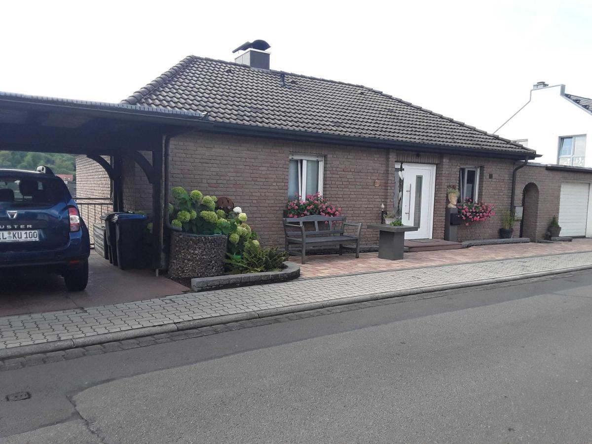 Appartamento Haus Sonnenblick Momlingen Esterno foto